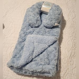 Little Luxuries Baby Blanket Set w Head Support